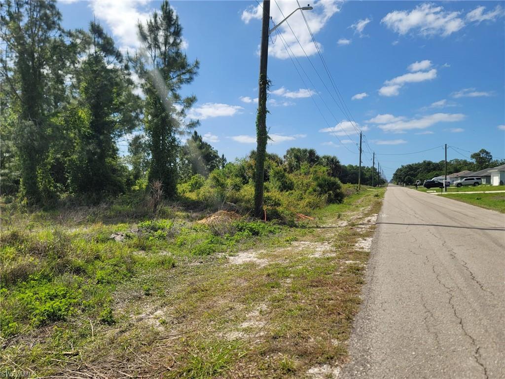 1912 Moore Ave Property Photo 3