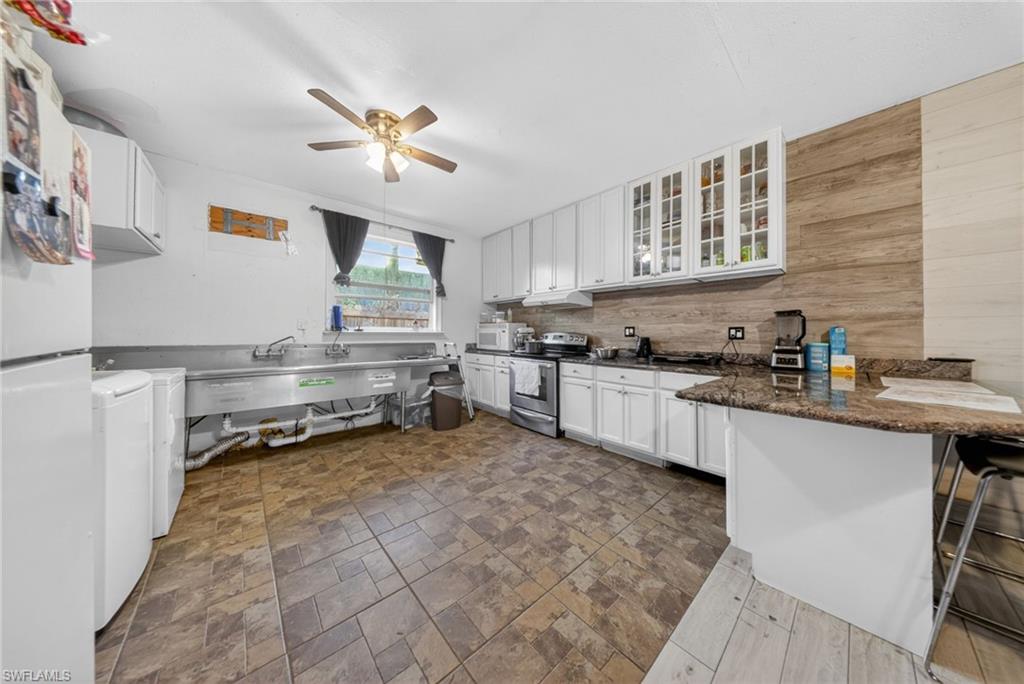 3871 White Blvd Property Photo 11