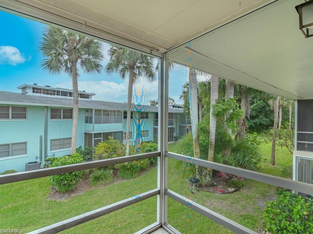 1010 Tropic Ter Property Photo 15