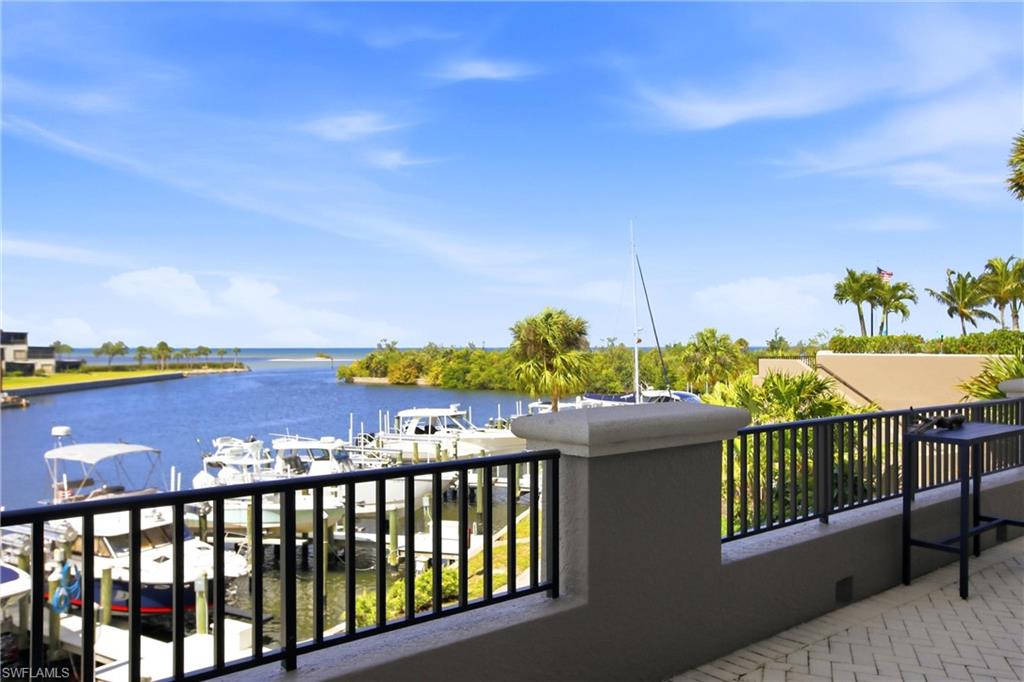 3313 Sunset Key Cir 105 Property Photo 25