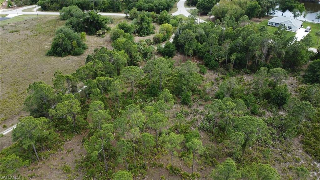 27276 Del Rio Dr Property Photo 6