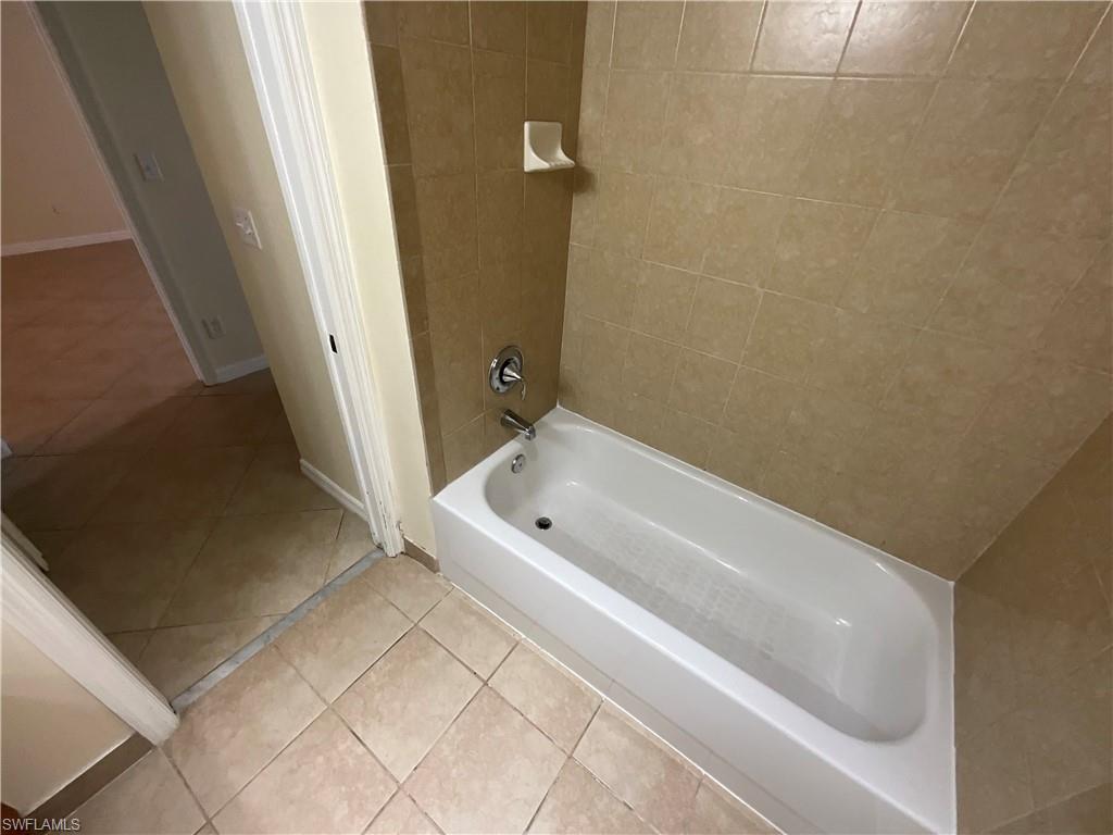 8342 Bernwood Cove Loop 809 Property Photo 16