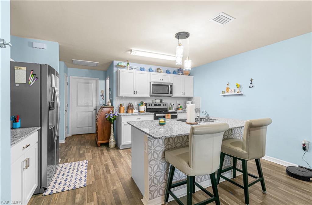 9158 Aegean Cir Property Photo 5