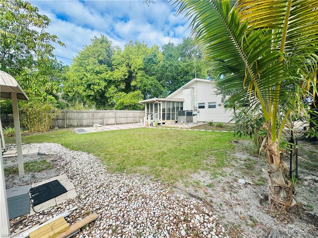 4428 Bessie Ave Property Photo 17