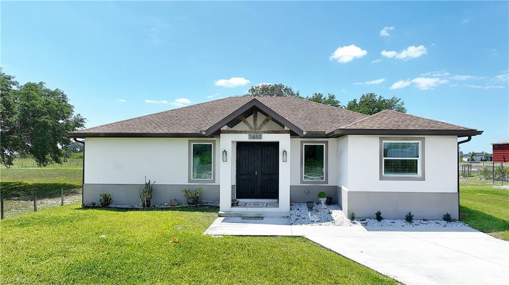 7655 17th Pl Property Photo 1