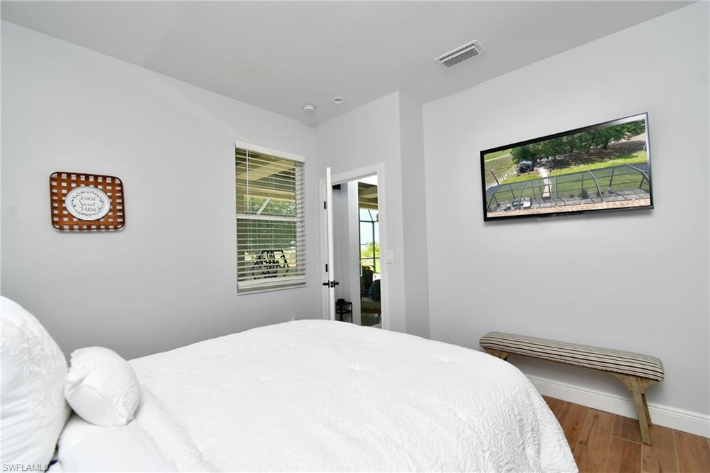 7655 17th Pl Property Photo 14