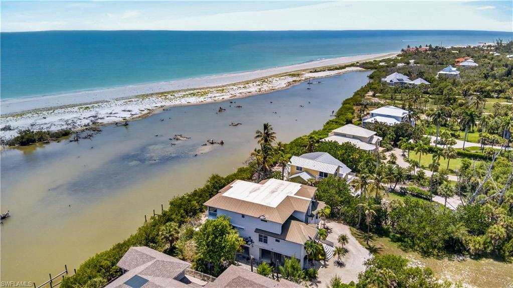 6007 Clam Bayou Ln Property Photo 3