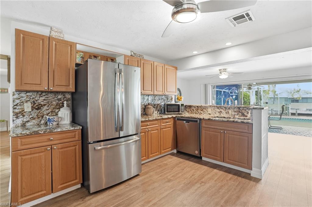 5125 Rutland Ct Property Photo 8