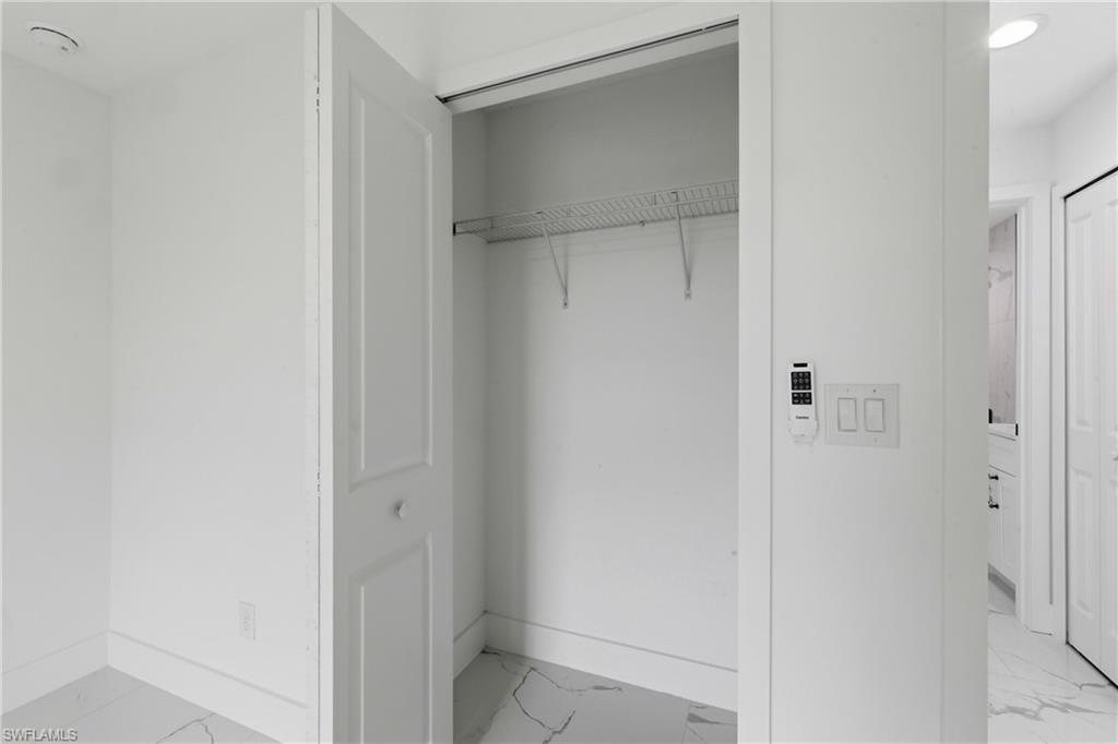 836 Newell St E Property Photo 16