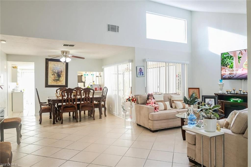 18450 Orangecrest Ct Property Photo 4