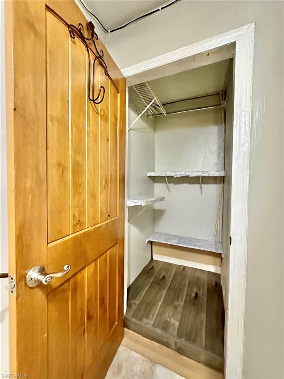 907 Laredo Ave B Property Photo 12