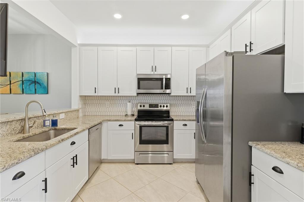 14208 Pine Lodge Ln Property Photo 6