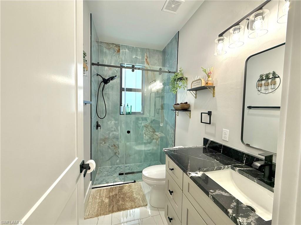 2618 Nw 8th Ter Property Photo 11