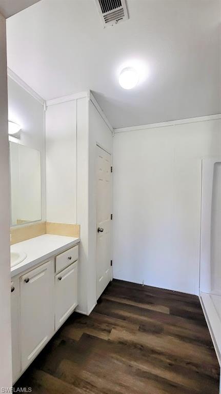 1047 Mayford Lake Rd Property Photo 6