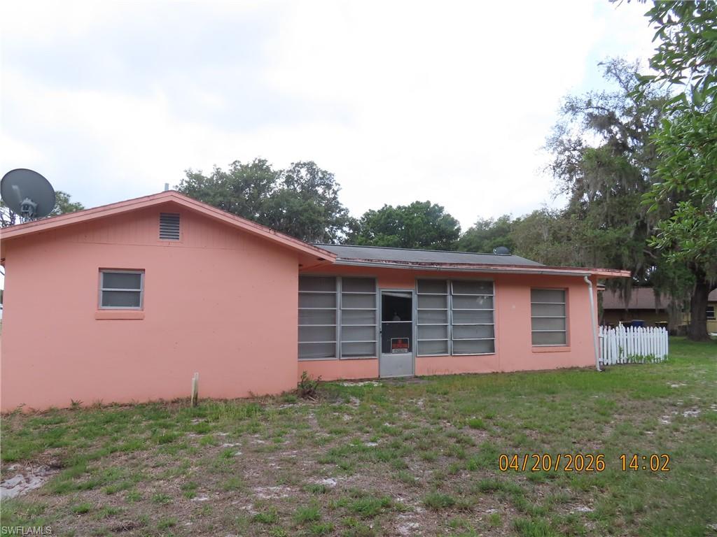 6025 Pine Ln Property Photo 2