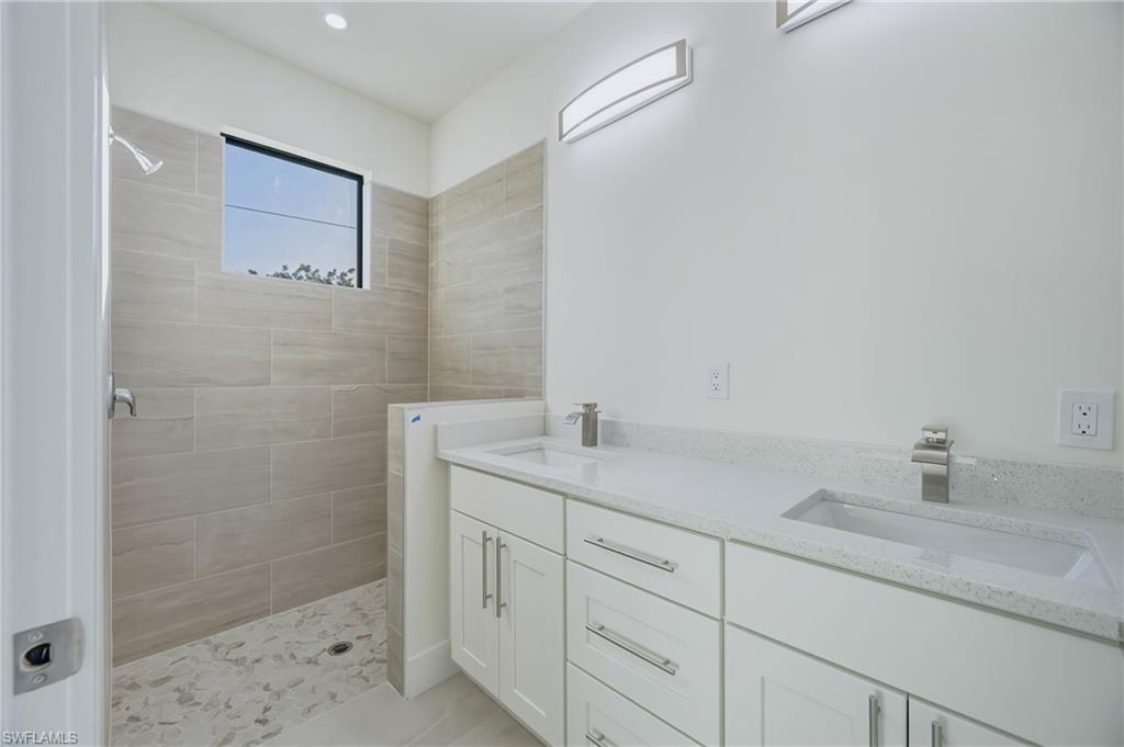 5428 Bristo St Property Photo 11