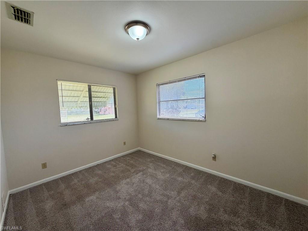 122 Roosevelt Ave Property Photo 13