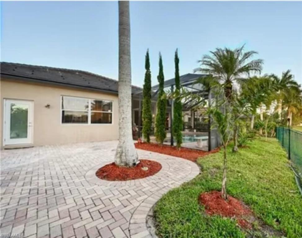 1028 Port Orange Ct Property Photo 2