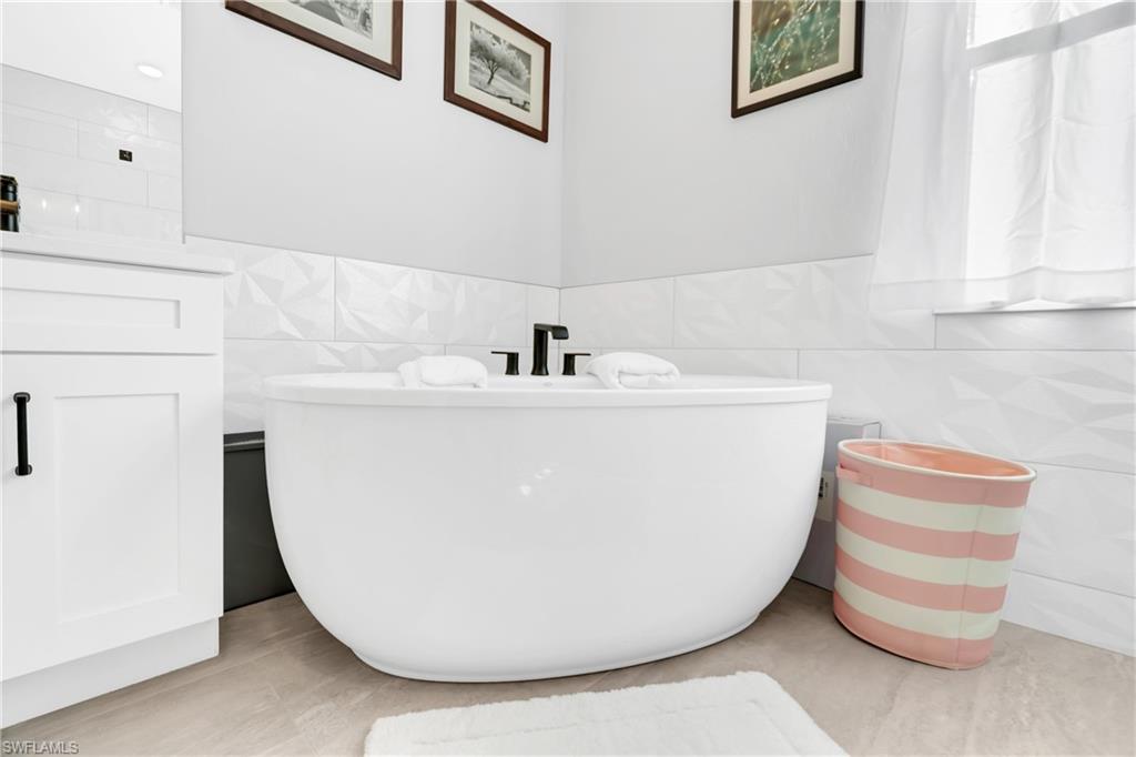 17481 Belie Way Property Photo 32