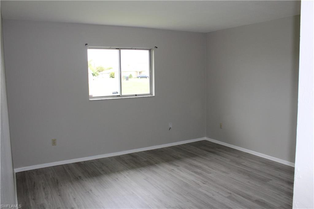 511 Se 5th Pl A - B Property Photo 5