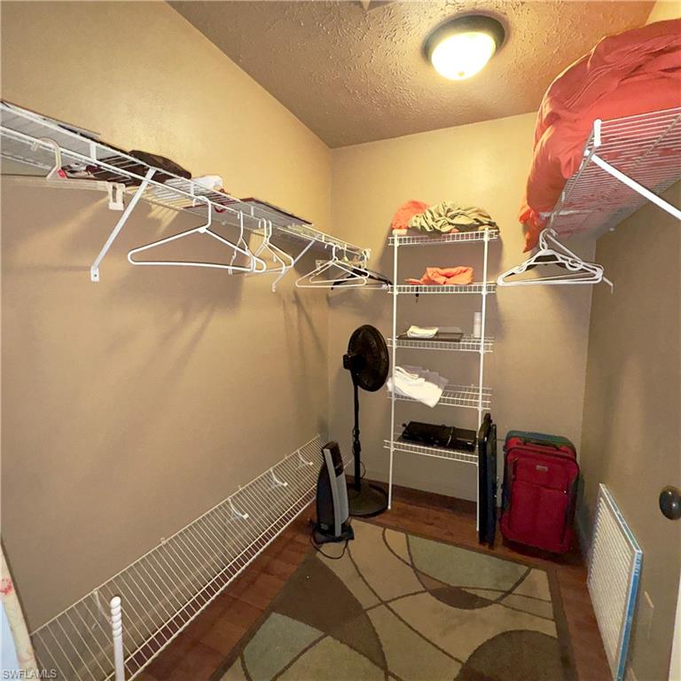 1414 Se 46th St 2b Property Photo 11