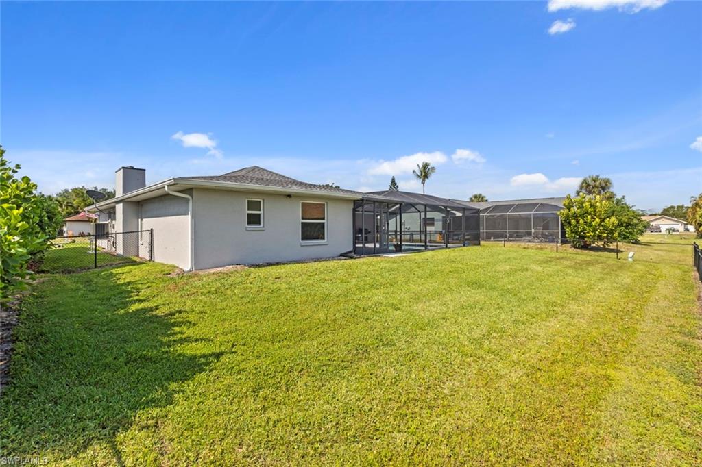 6048 Perthshire Ln Property Photo 39