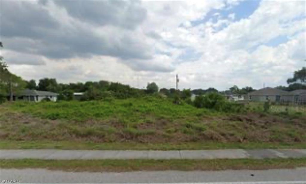 3312 Beacon Dr Property Photo 2