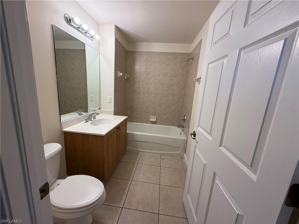 3957 Pomodoro Cir 301 Property Photo 10