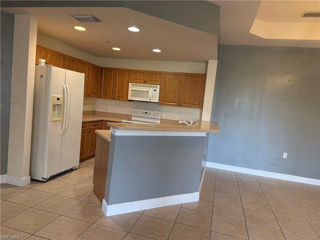 3957 Pomodoro Cir 301 Property Photo 16