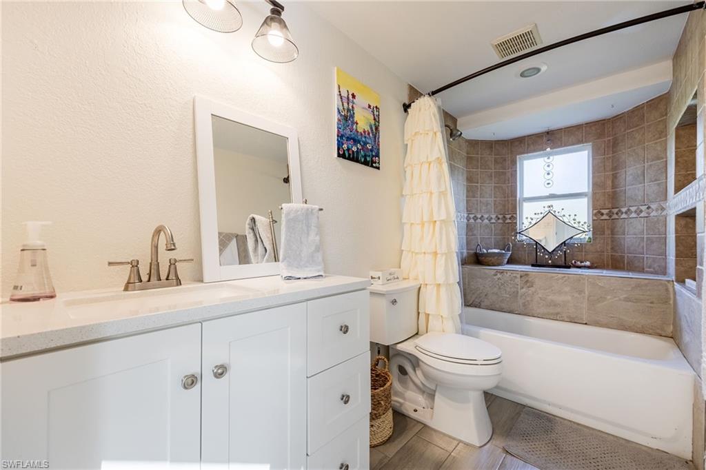 17041 E Lake Dr Property Photo 25