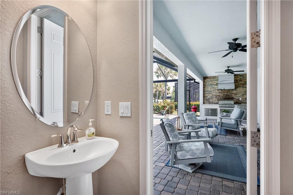 25180 Longmeadow Dr Property Photo 37