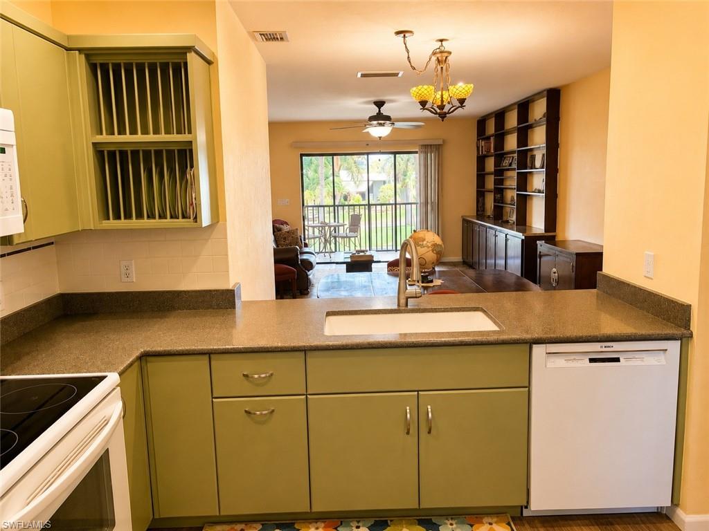 11060 Caravel Cir 201 Property Photo 2