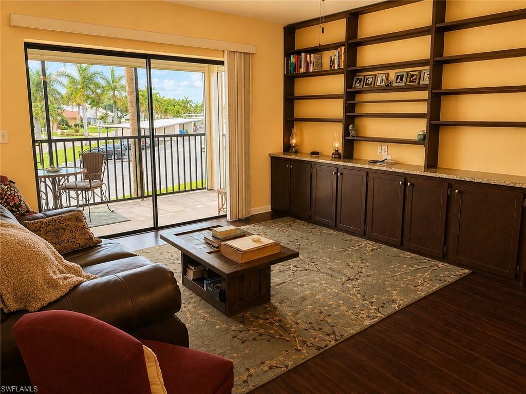 11060 Caravel Cir 201 Property Photo 4
