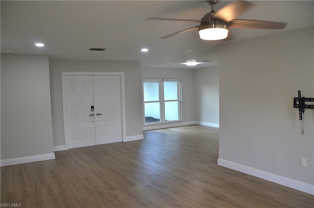 6036 Birnam Wood Ln Property Photo 7