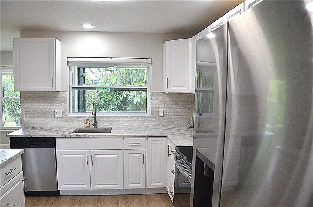 6036 Birnam Wood Ln Property Photo 9