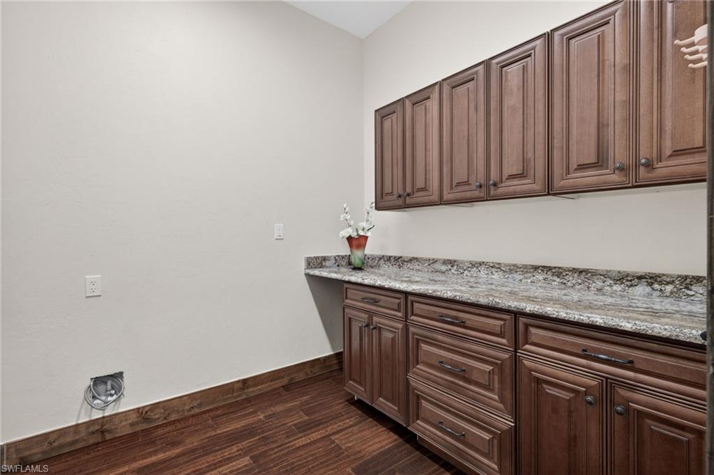 15860 Glendale Ln Property Photo 13