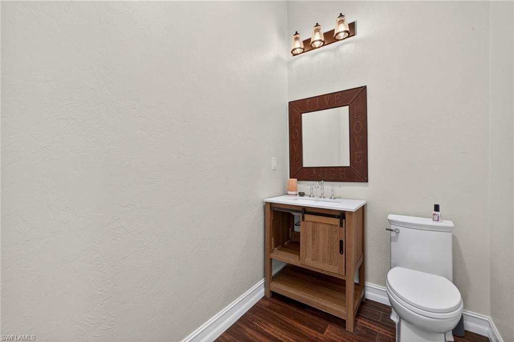 15860 Glendale Ln Property Photo 31