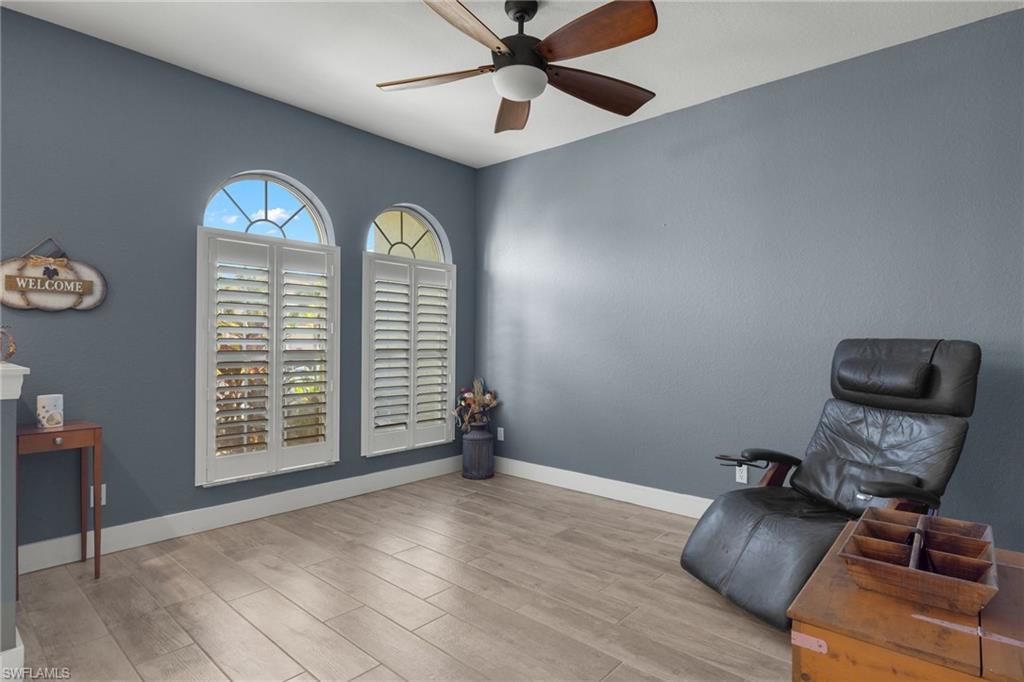 12353 Crooked Creek Ln Property Photo 4