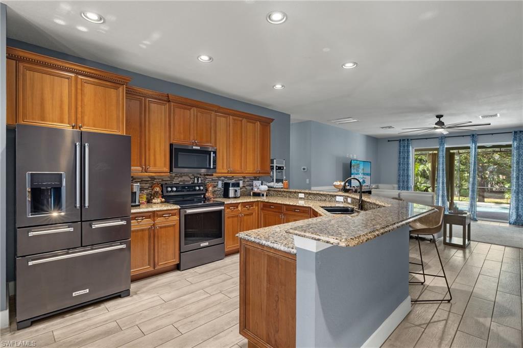 12353 Crooked Creek Ln Property Photo 10