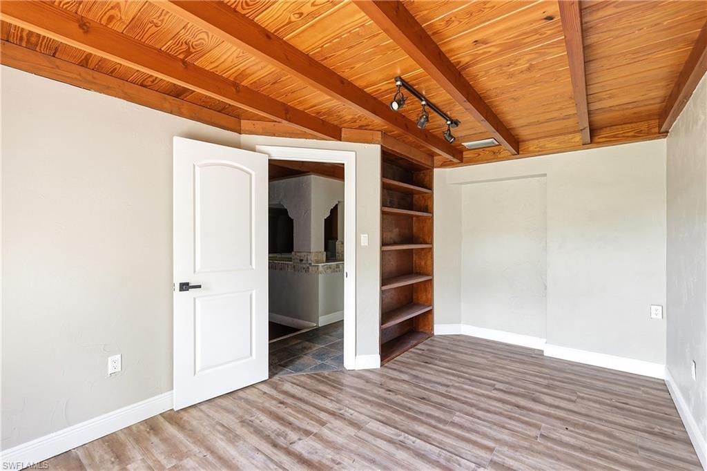 2204 Channel Way Property Photo 24