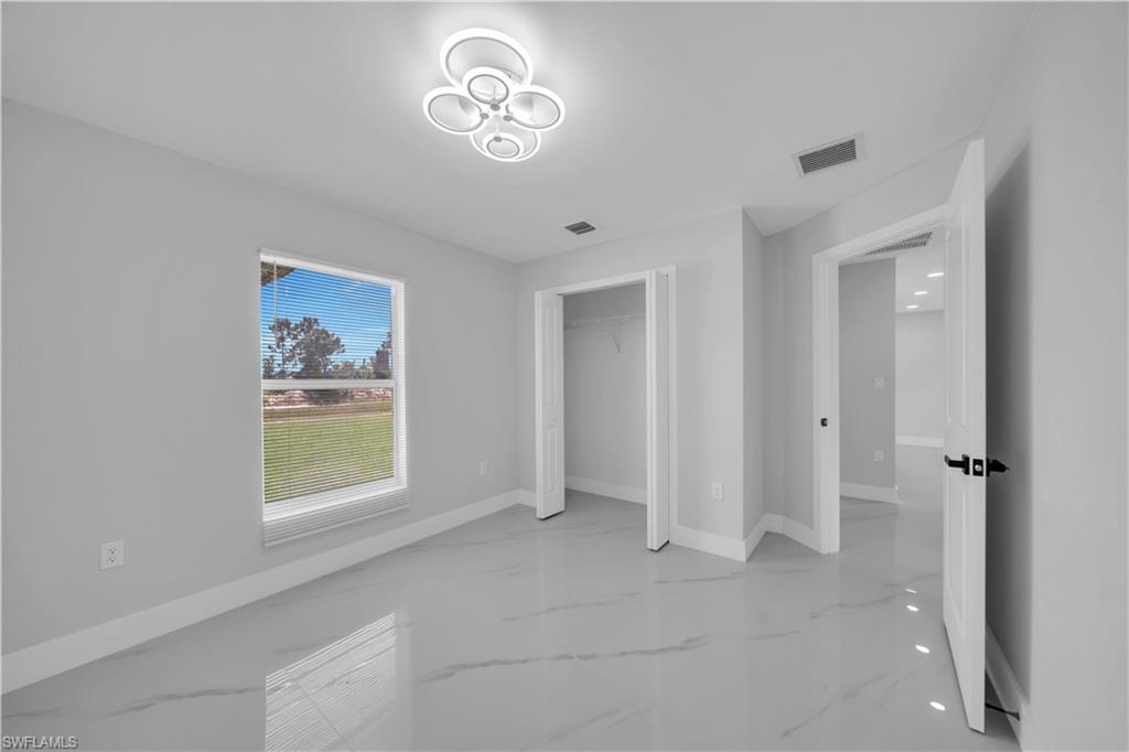 1042 Darlington St Property Photo 17