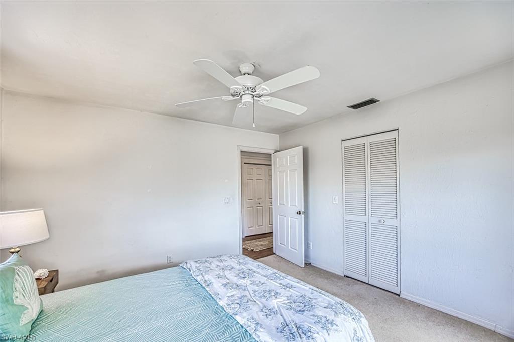 220 Palm Lake Dr Property Photo 22