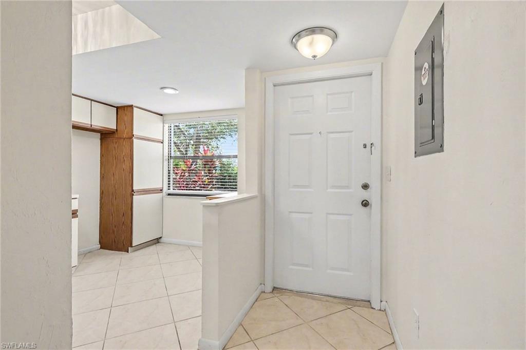 3739 Sw 9th Ave 112 Property Photo 2