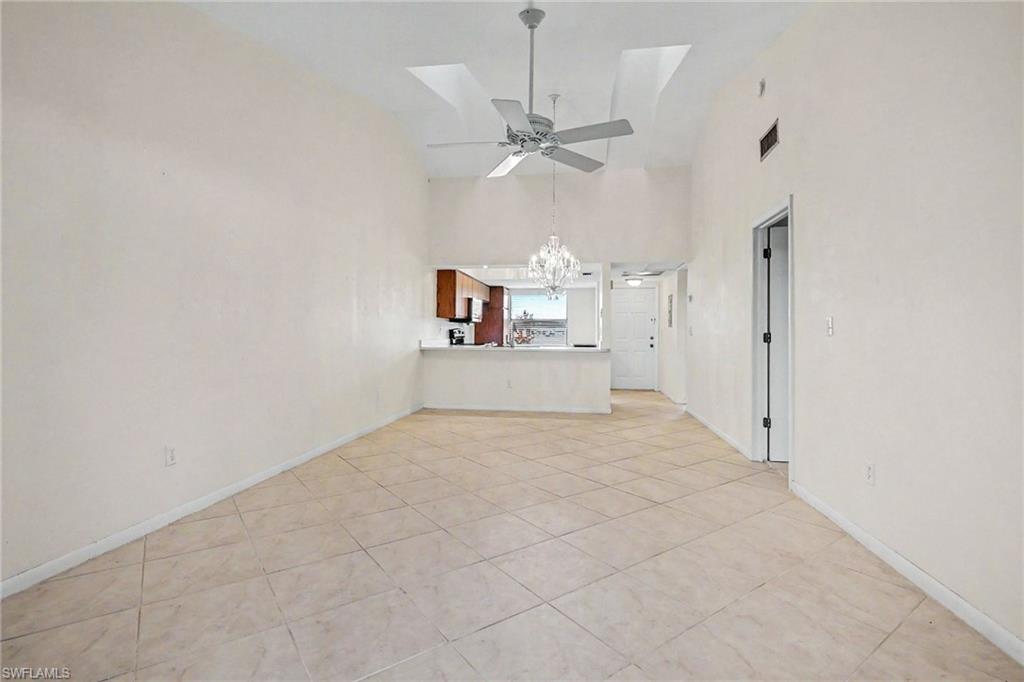 3739 Sw 9th Ave 112 Property Photo 3