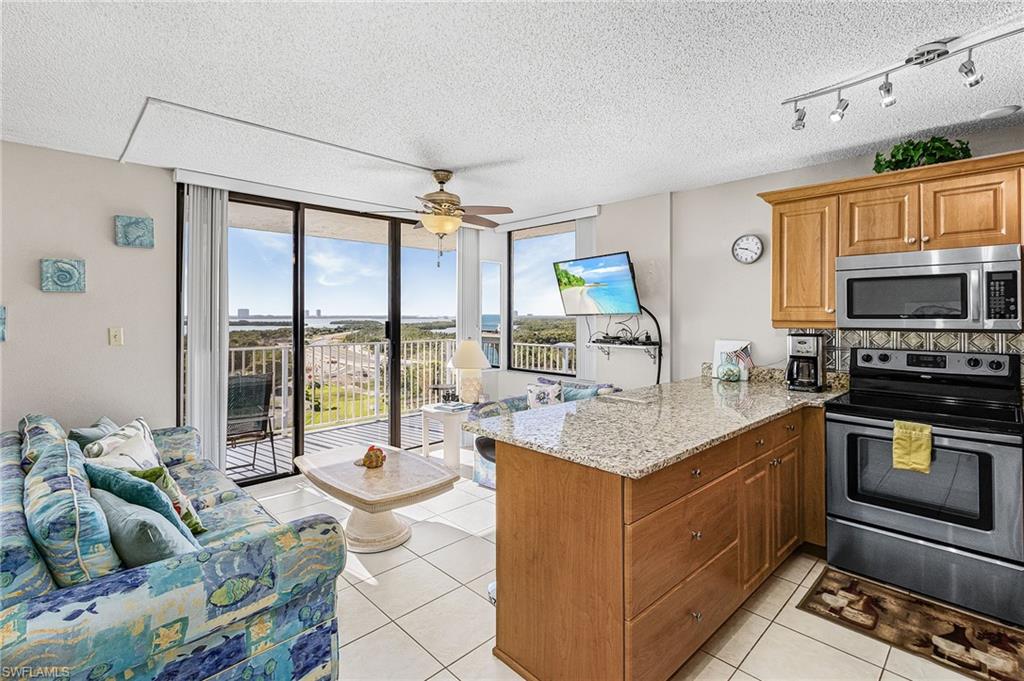 8701 Estero Blvd 907 Property Photo 5