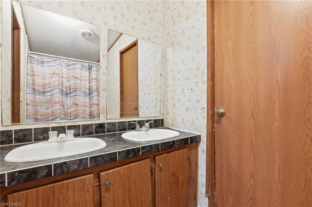 1031 Della Tobias Ave Property Photo 12