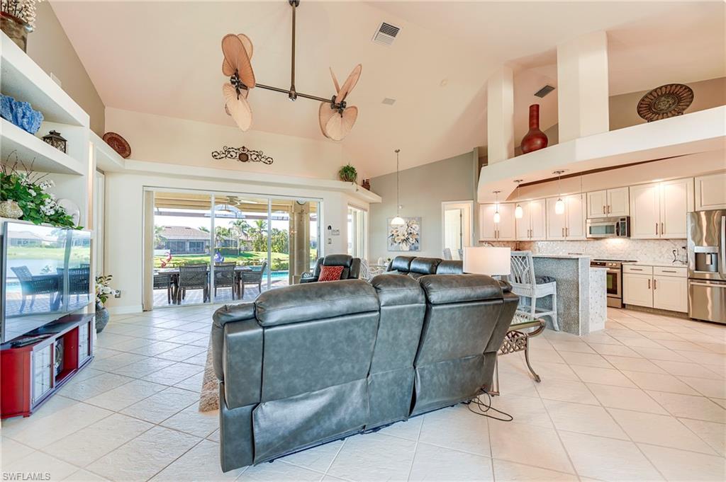 8555 Southwind Bay Cir Property Photo 7