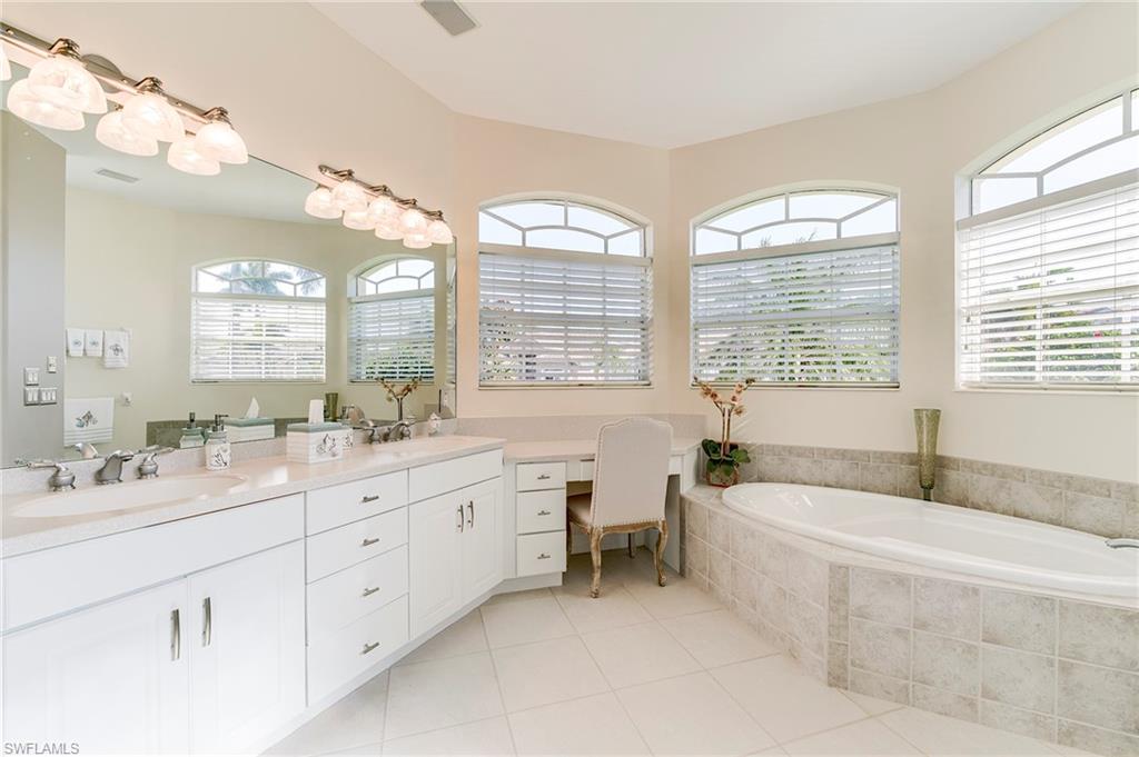 8555 Southwind Bay Cir Property Photo 25