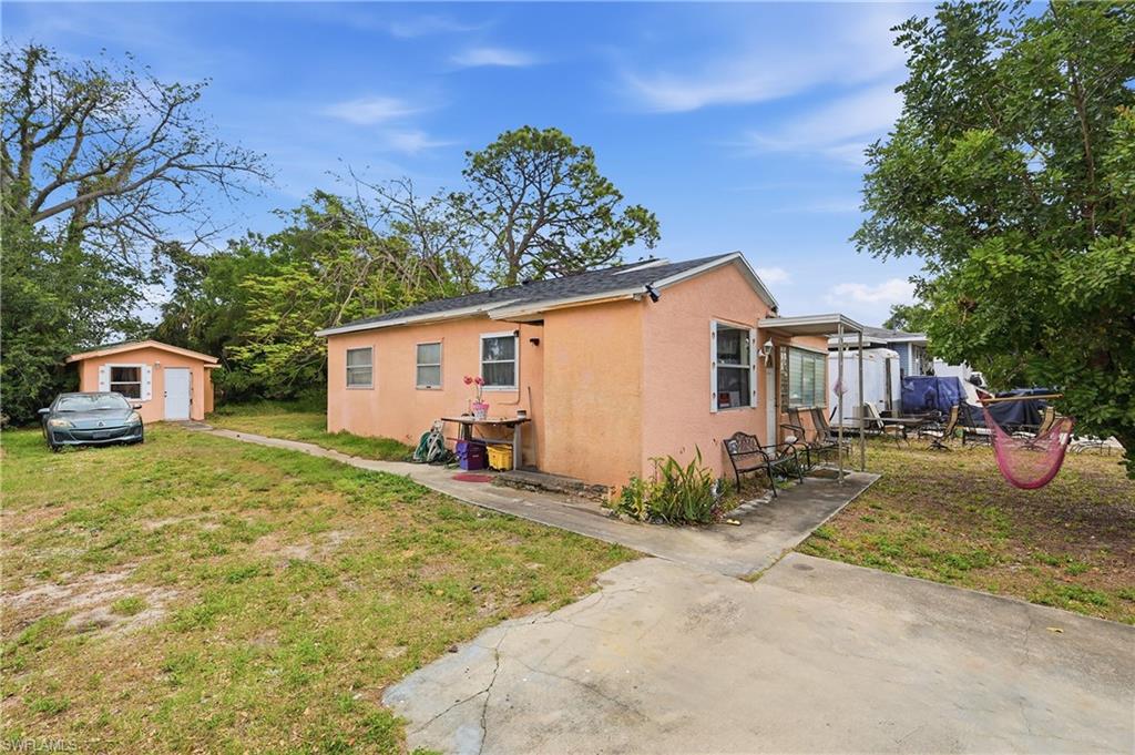 2355 Jeffcott St Property Photo 7