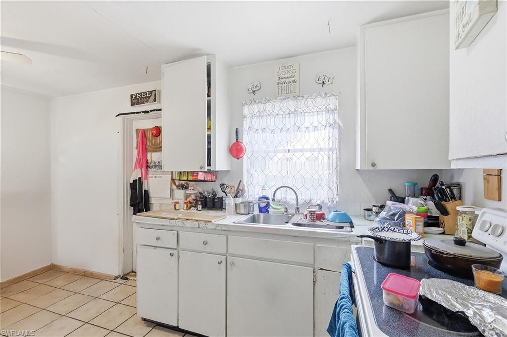 2355 Jeffcott St Property Photo 12